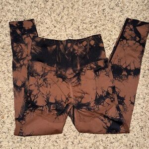 Amazon Brown and Black Patterned Leggings